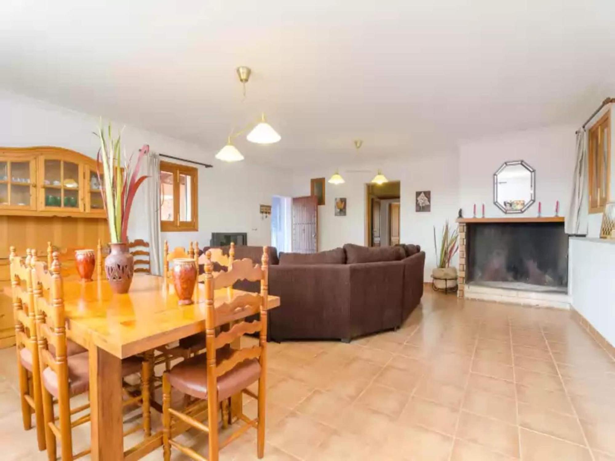 Villa With Private Pool In *