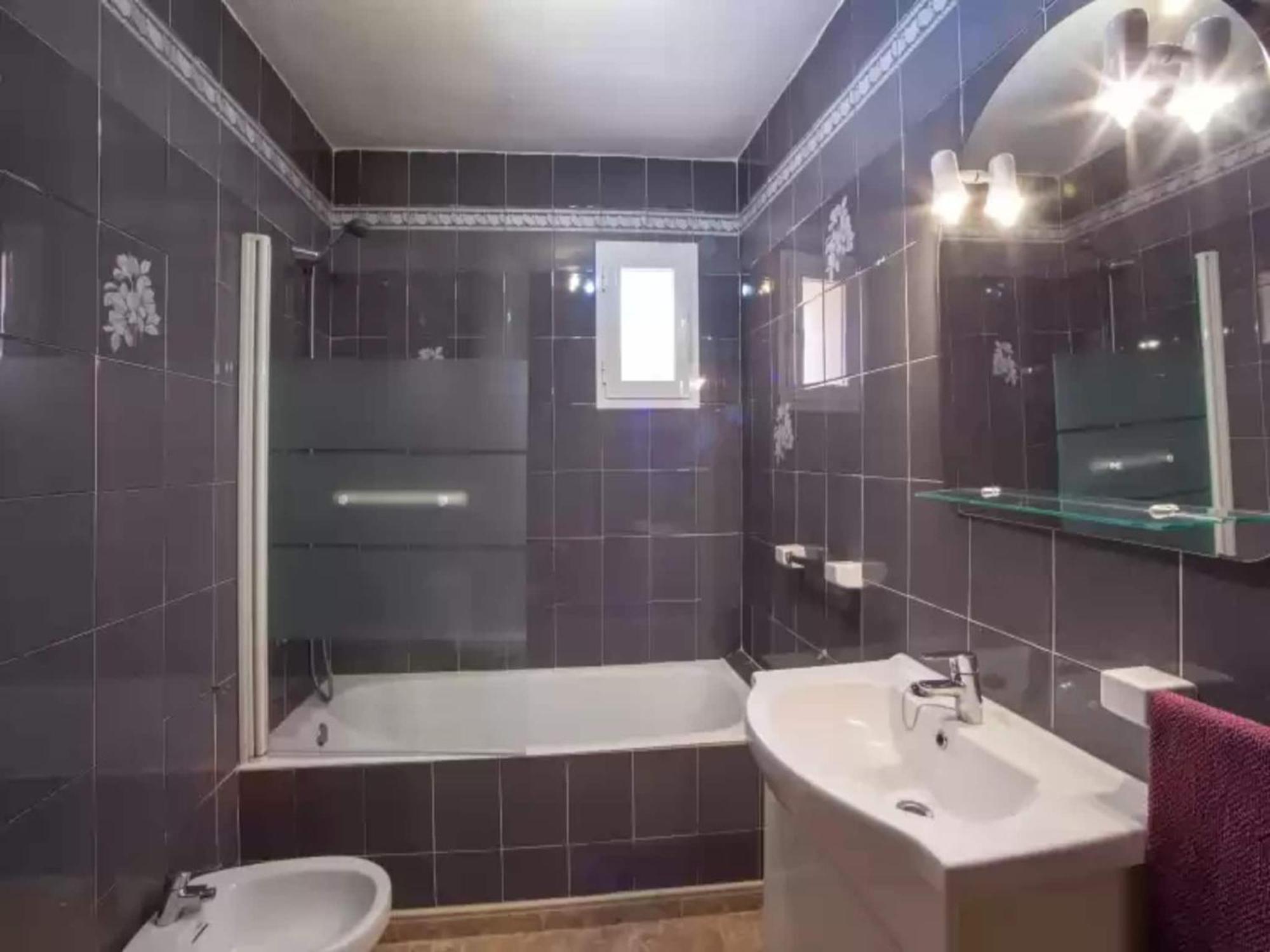 With Private Pool In *