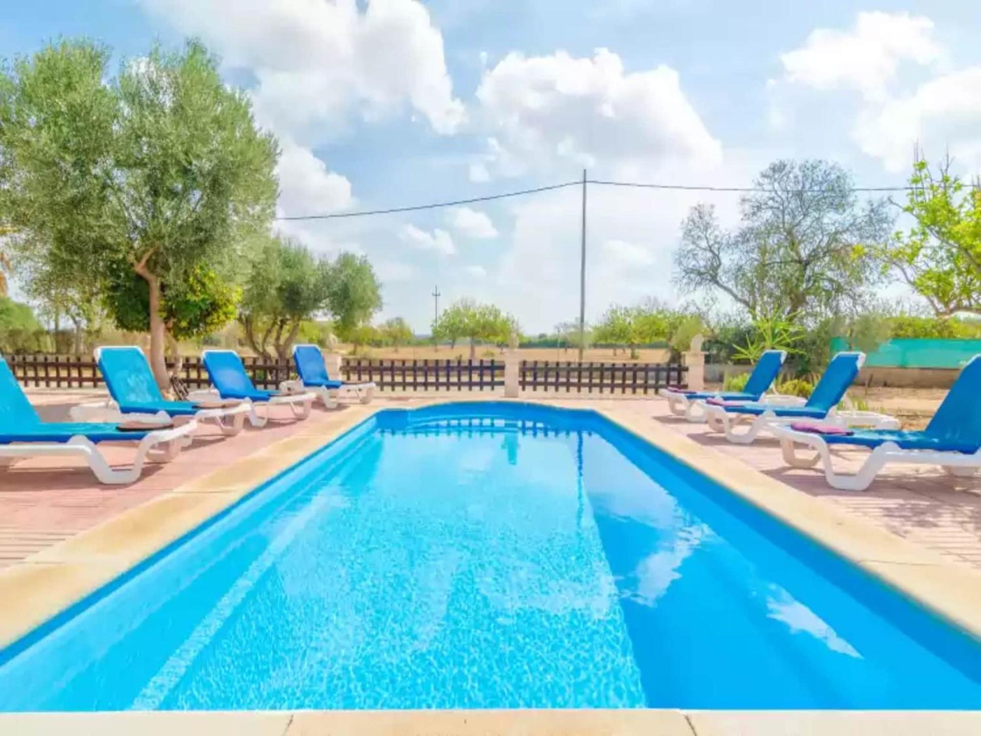 With Private Pool In *
